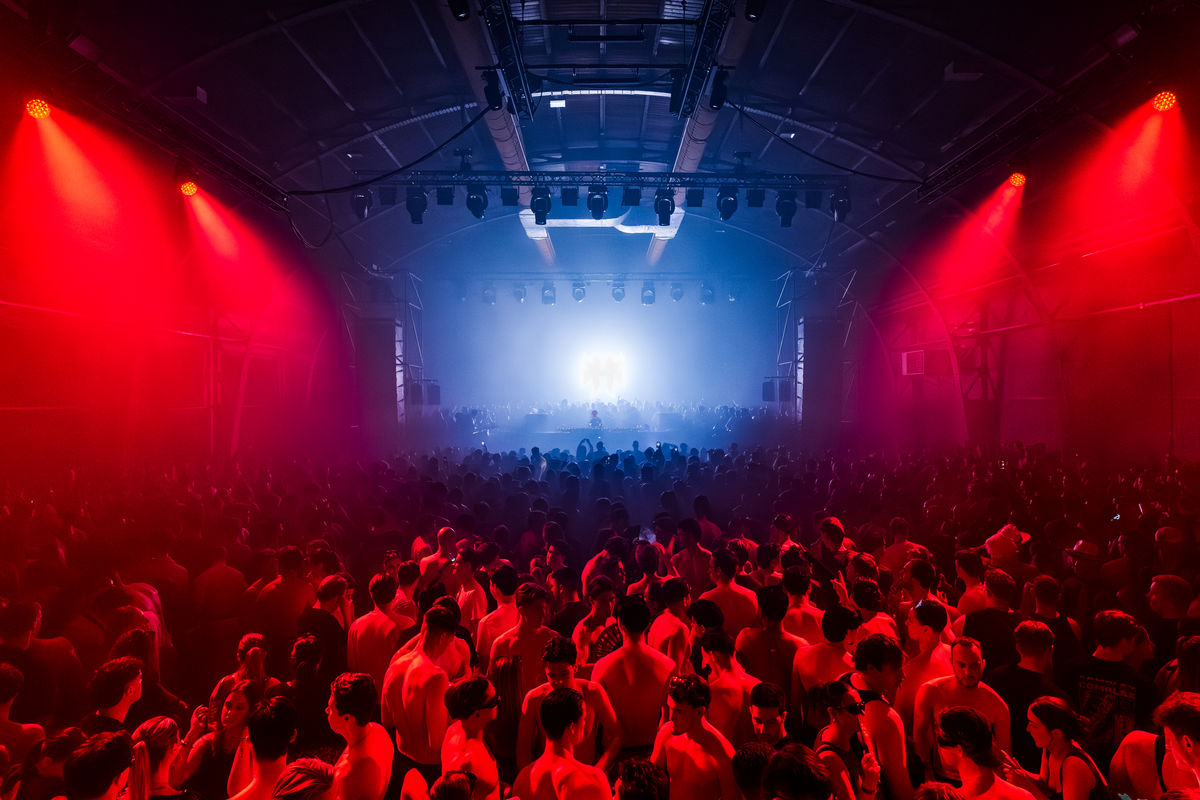 Loading... just a sec